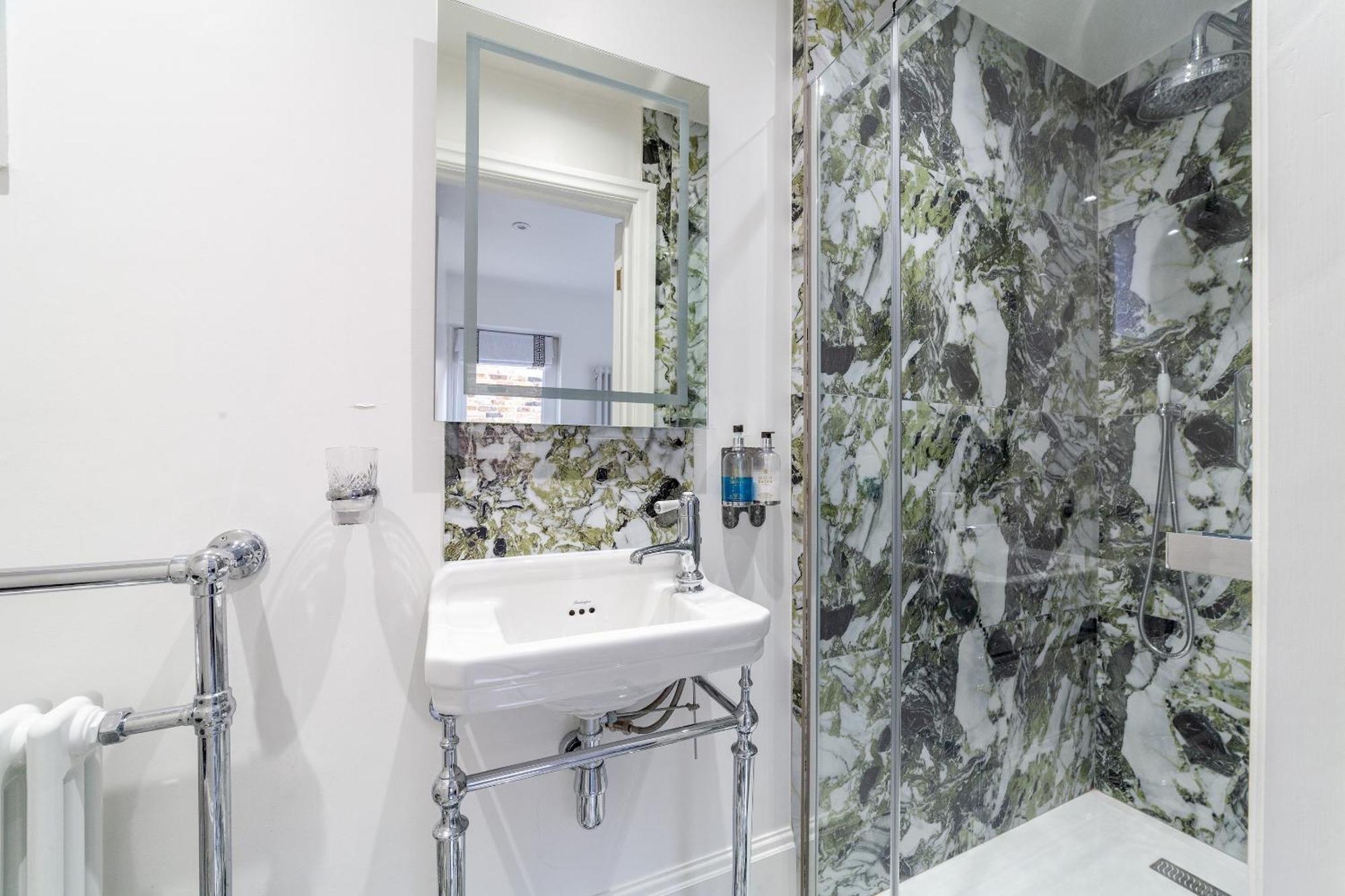 The New Cross Premier Rooms لندن المظهر الخارجي الصورة